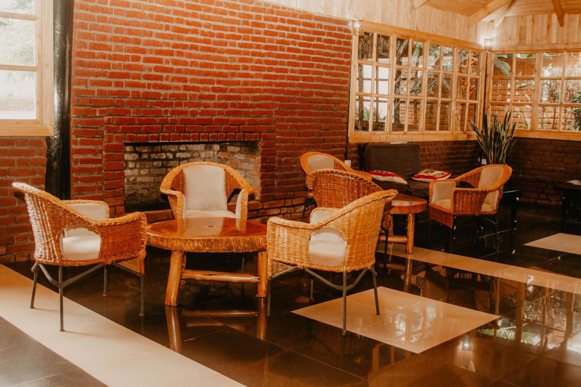 Ngorongoro Camp And Lodge Карату Экстерьер фото